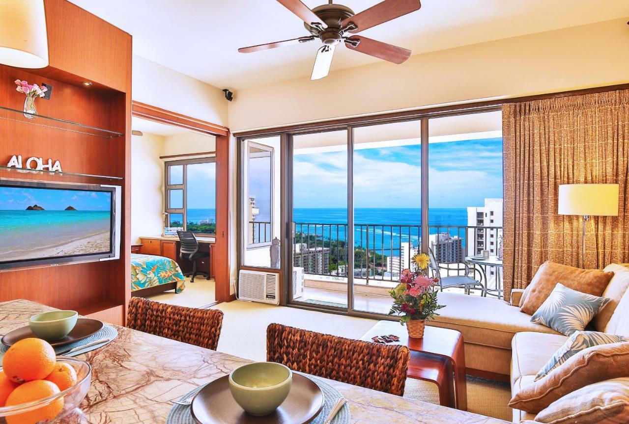 Upscale Penthouse With Ocean Views - Free Parking Apartment Хонолулу Екстериор снимка
